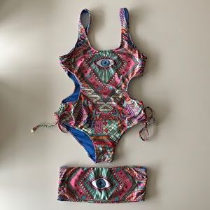 Wildfox Eye 👁 One piece + bandeau swim